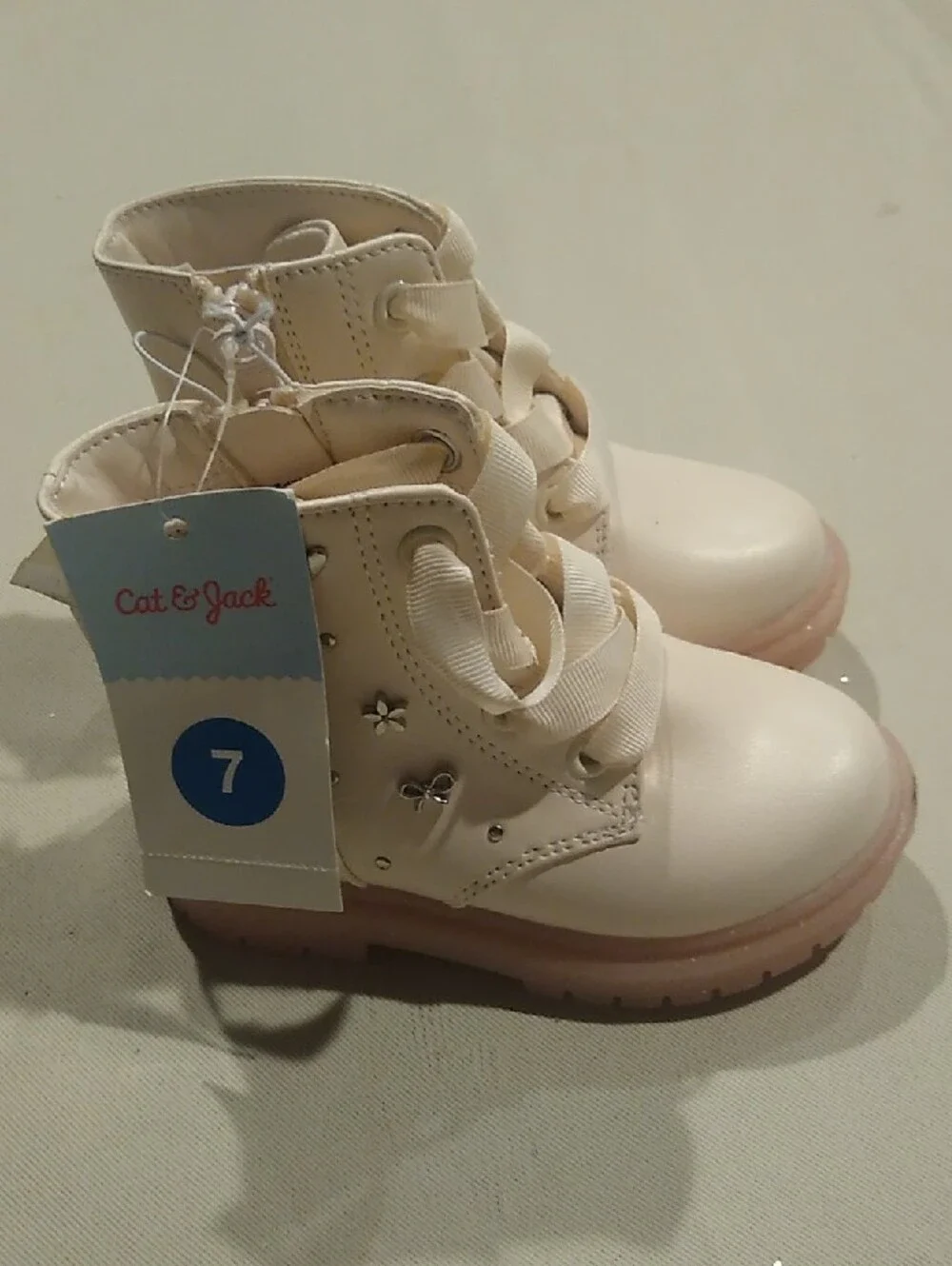 New Cat & Jack Toddler Cream Girls' Ankle Boots with Heart & Star Studs Size 7.
